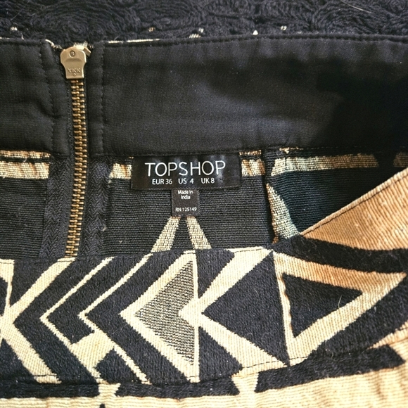 Topshop Geo Print Knit Mini Skirt (Rare) - Picture 6 of 7